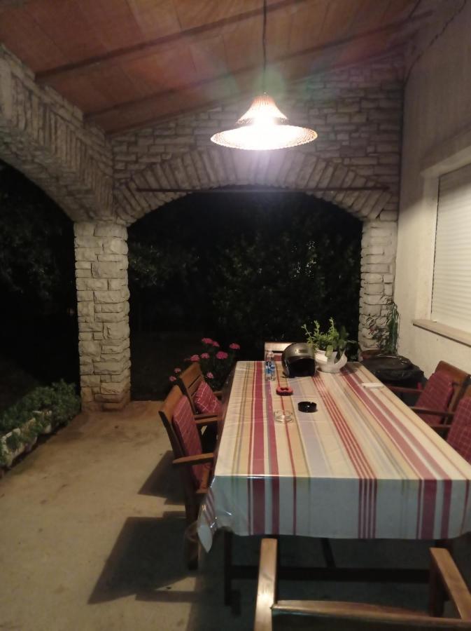 Apartments Anica Pula Exterior photo